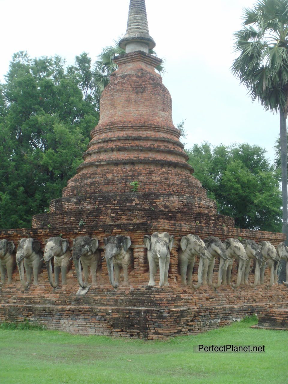 Wat Chang Lom