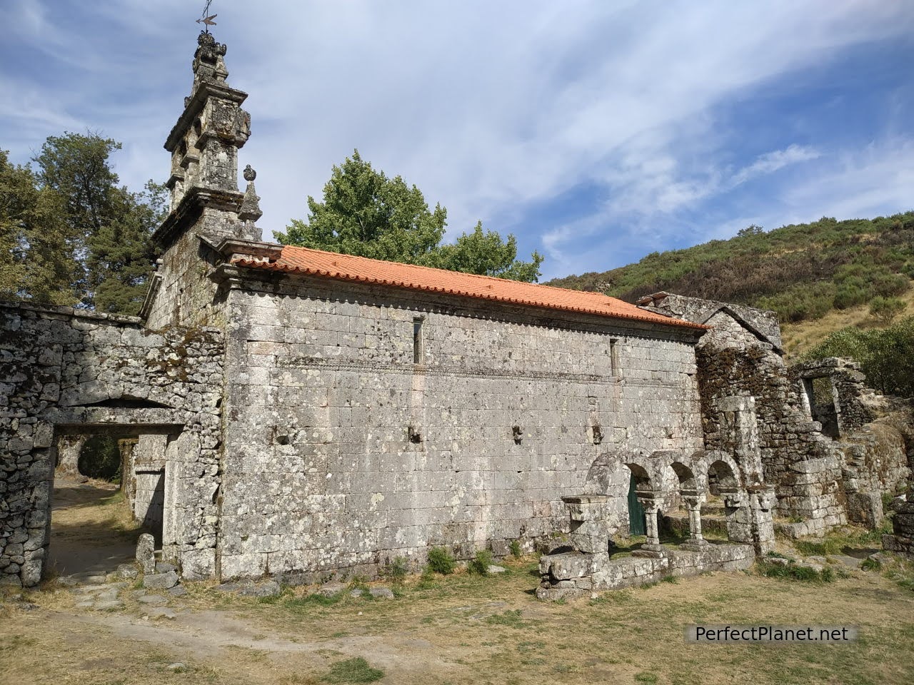Monasterio de Pitoes