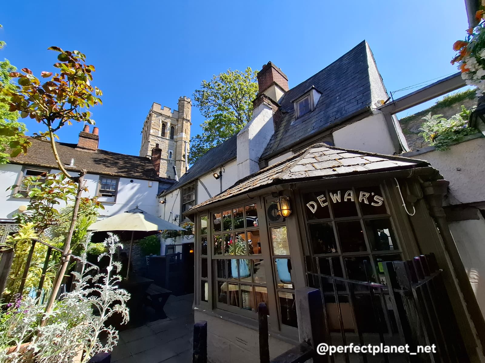 The Turf Tavern
