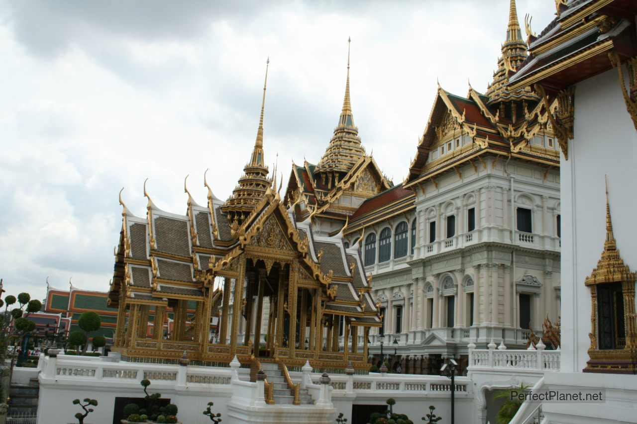 Grand Royal Palace